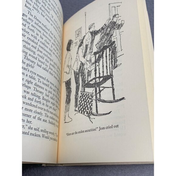 The Secret of the Silver Dolphin 1972 Carolyn Keene Mystery Stories Vintage - Picture 7 of 9